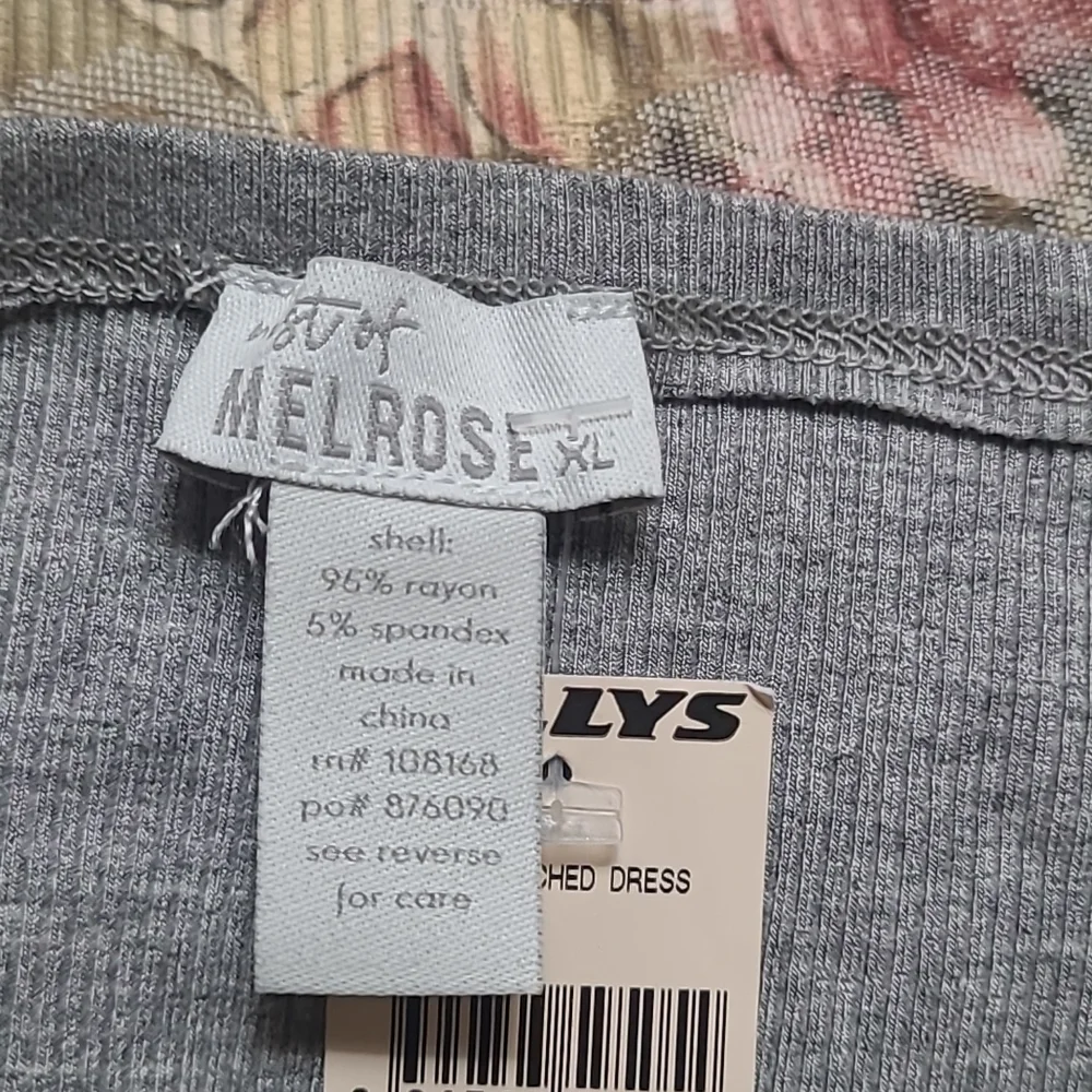 Grey Ribbed Dress - Picture 6 of 6